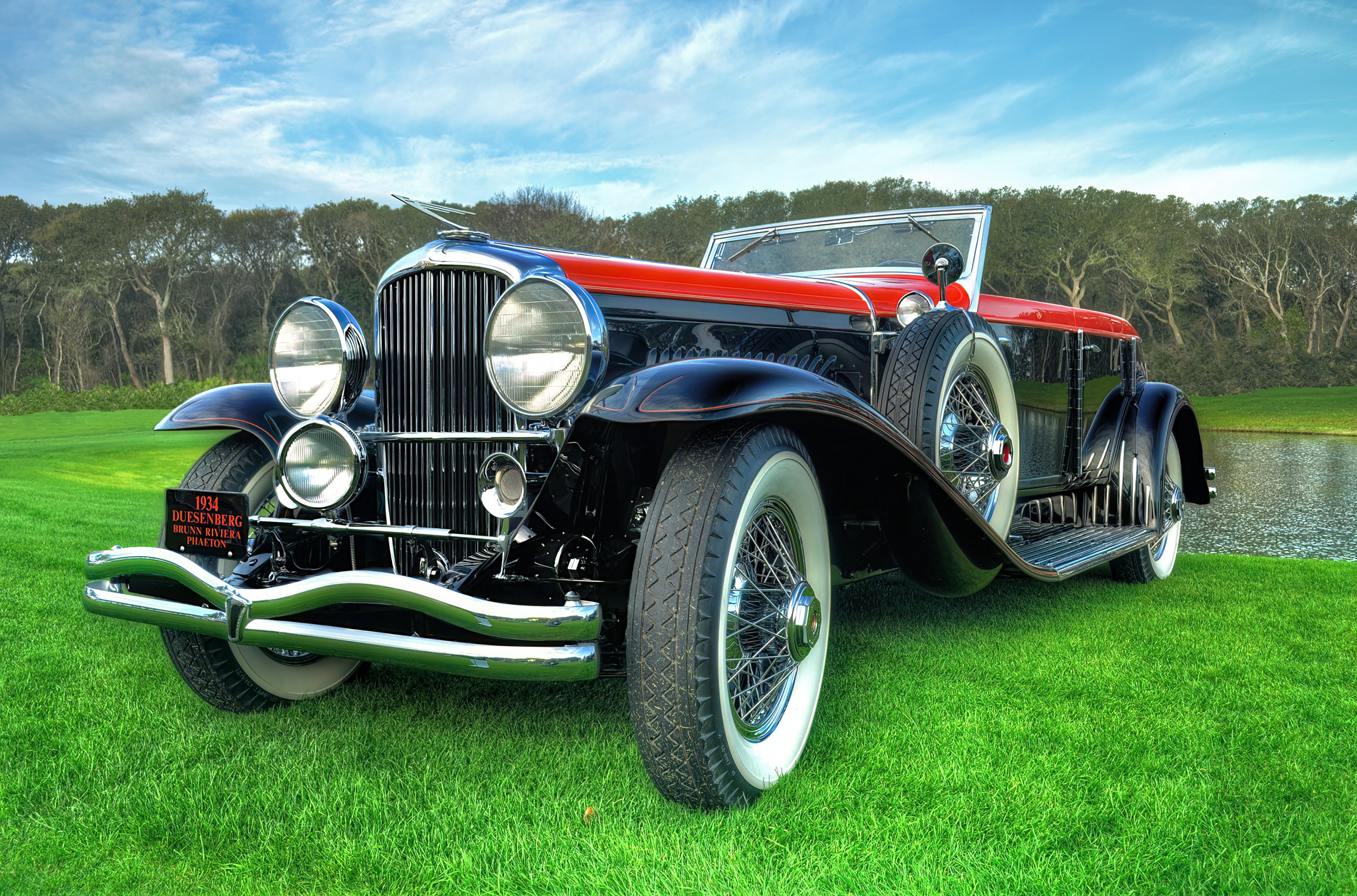 Duesenberg 1934 Brunn Riviera Phaeton Front