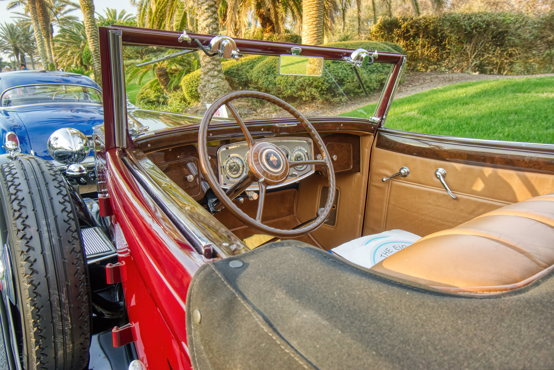 1932 Packard Twin Six 905 Coupe Roadster Interior view