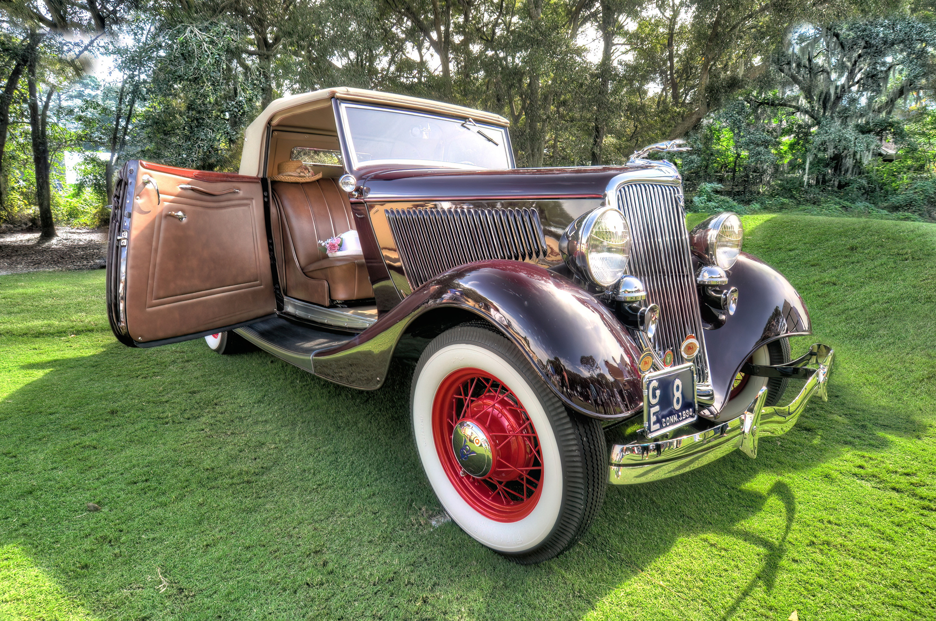 1934 Ford Cabriolet